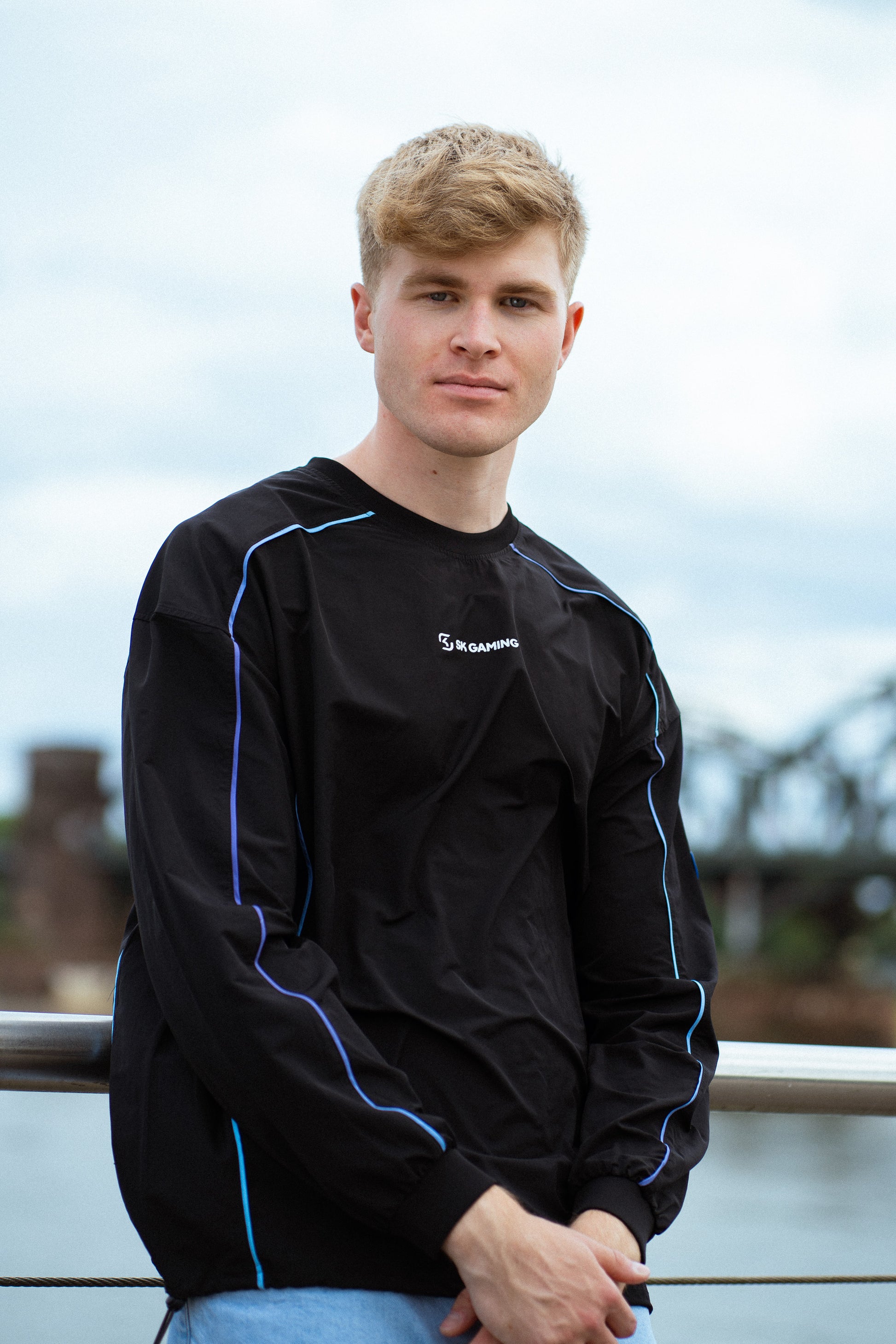 Shaping Esports Statement Woven Sweatshirt - SK GAMING SHOP